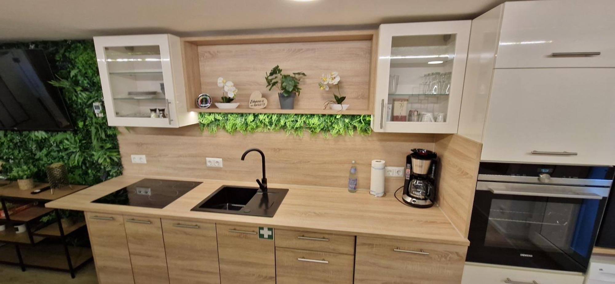 Appartment-Ferienwohnung Mit Kueche, Bad, Kostenlos Wlan, Modern Eingerichtet 로딩 외부 사진