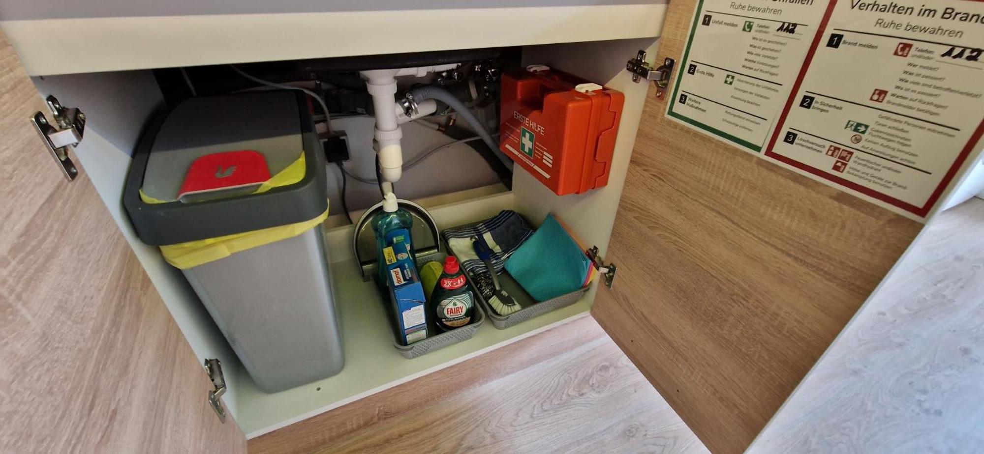Appartment-Ferienwohnung Mit Kueche, Bad, Kostenlos Wlan, Modern Eingerichtet 로딩 외부 사진